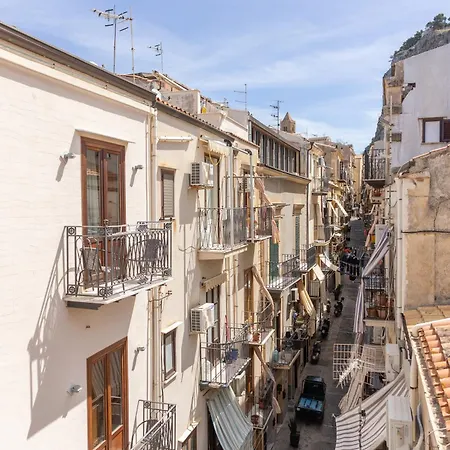 Cortile Gioeni Apartament