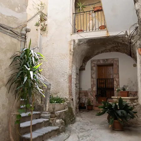 Lägenhet Cortile Gioeni *